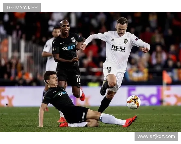 AC米兰控球率占优却难压制对手，假强势问题逐步反映在比赛走势中